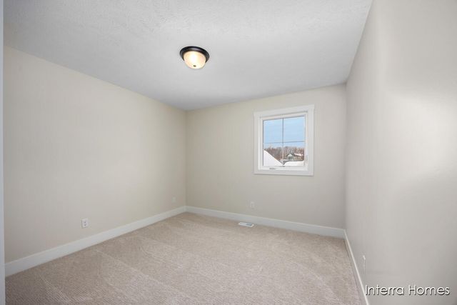 8344 Kettle Oak Drive Se, Caledonia Twp, MI 49302