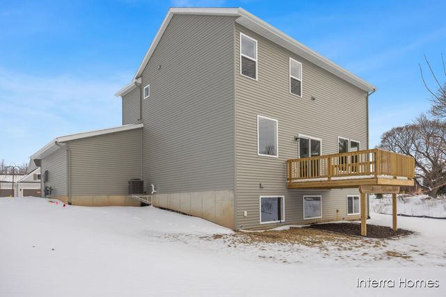 8344 Kettle Oak Drive Se, Caledonia Twp, MI 49302