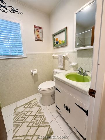 401 Chinaberry Lane, Somerville, TX 77879