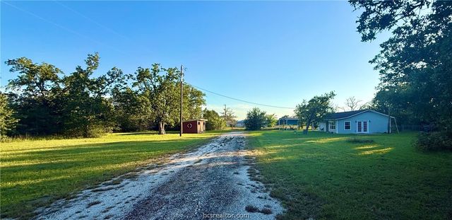 401 Chinaberry Lane, Somerville, TX 77879
