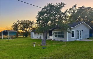 401 Chinaberry Lane, Somerville, TX 77879