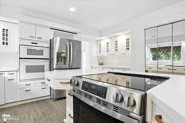2441 Scarborough Drive, Anchorage, AK 99504