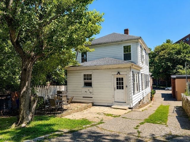 1 Adirondack Place, Boston, MA 02124