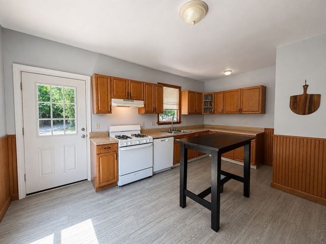 1 Adirondack Place, Boston, MA 02124