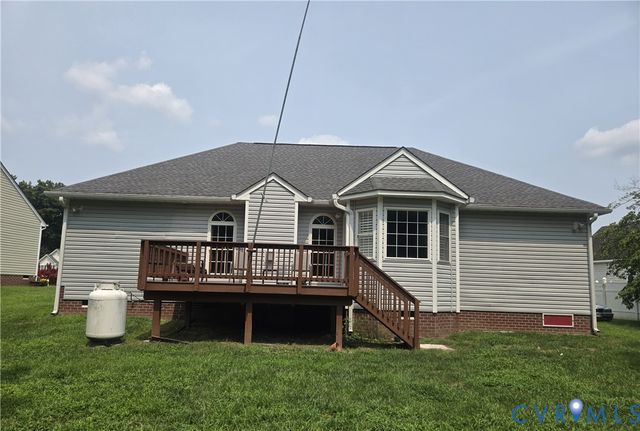 12812 Winfree St, Chester, VA 23831