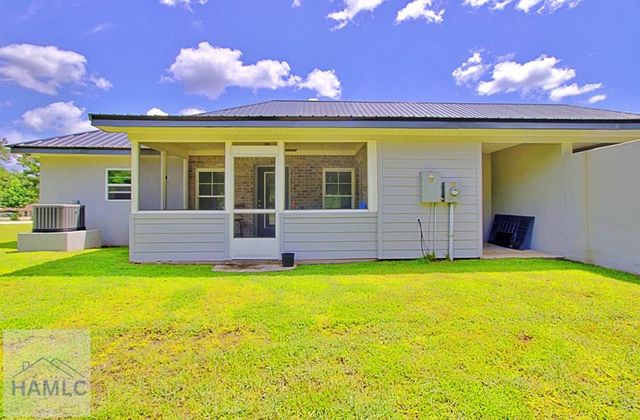 5777 - D East Oglethorpe Highway, Midway, GA 31320