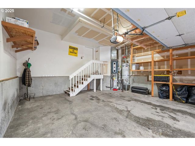 1351 Ne GREENWAY Dr, Gresham, OR 97030