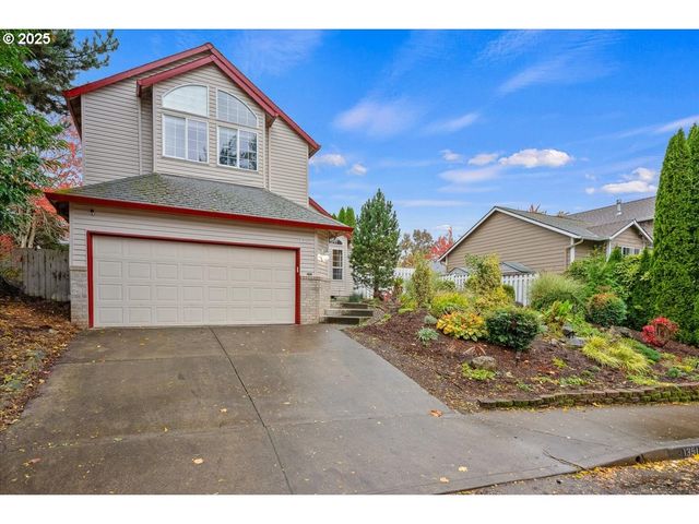 1351 Ne GREENWAY Dr, Gresham, OR 97030