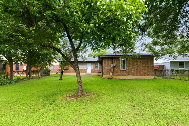 3712 Stadium Drive, Fort Worth, TX 76109
