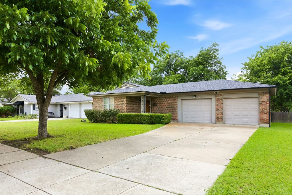 3712 Stadium Drive, Fort Worth, TX 76109