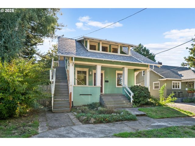 3504 Se SHERMAN St, Portland, OR 97214