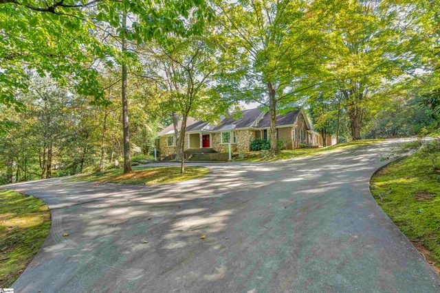 102 Graystone Road, Greenville, SC 29615