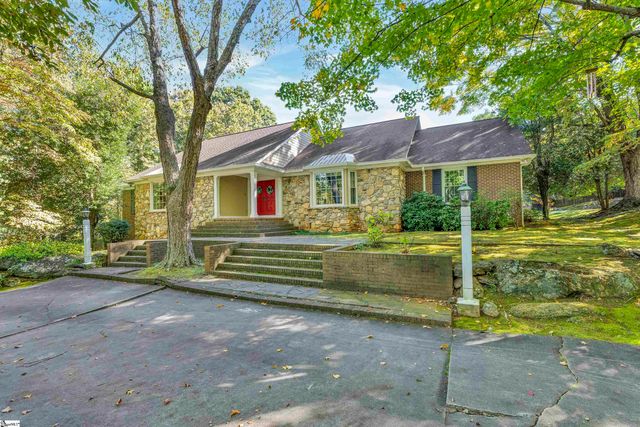 102 Graystone Road, Greenville, SC 29615