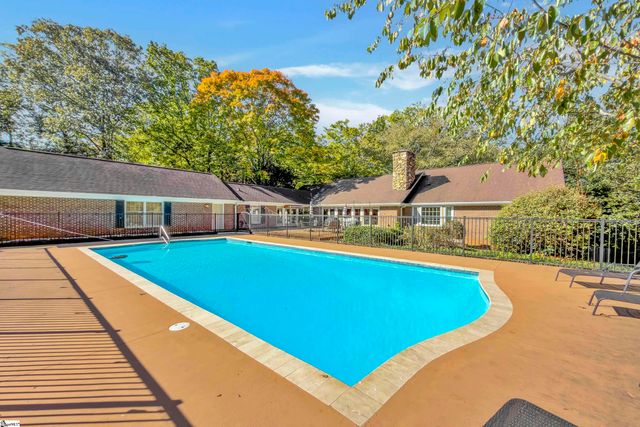 102 Graystone Road, Greenville, SC 29615