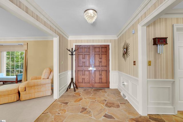 102 Graystone Road, Greenville, SC 29615