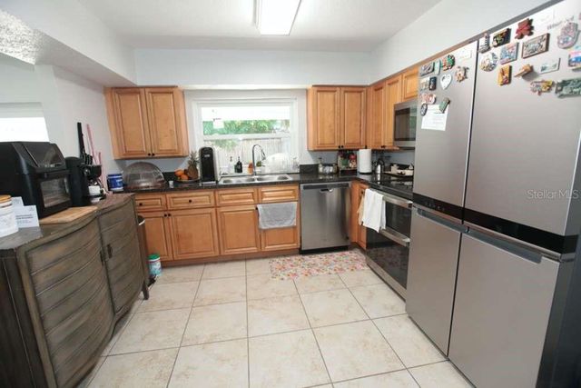 2073 SAN SEBASTIAN WAY N, Clearwater, FL 33763