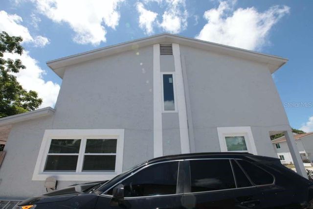 2073 SAN SEBASTIAN WAY N, Clearwater, FL 33763