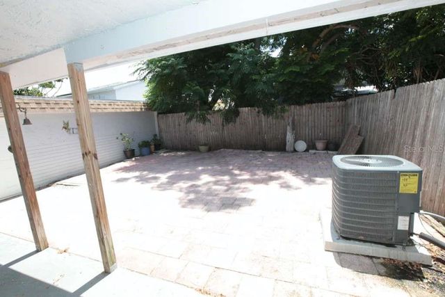 2073 SAN SEBASTIAN WAY N, Clearwater, FL 33763