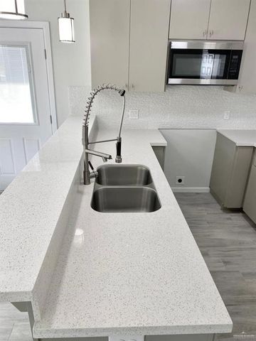 4721 Mulberry Avenue, Mcallen, TX 78501