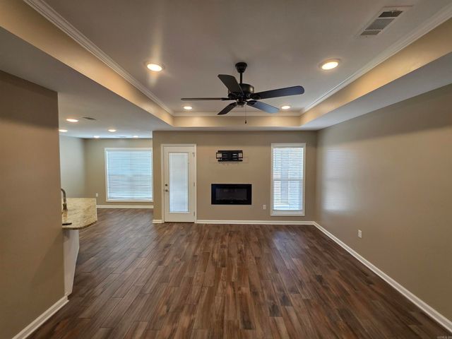 1900 N 26th Street, Paragould, AR 72450