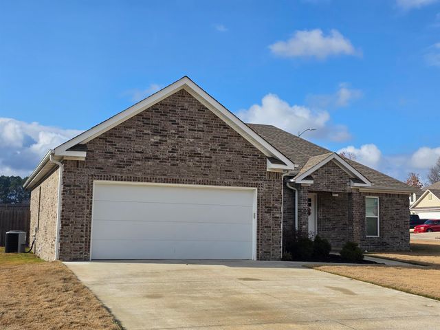 1900 N 26th Street, Paragould, AR 72450