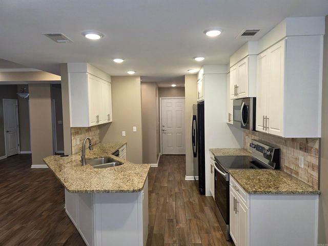 1900 N 26th Street, Paragould, AR 72450