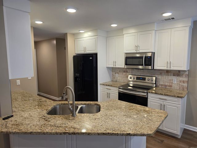 1900 N 26th Street, Paragould, AR 72450