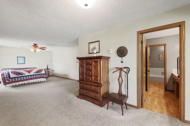 10318 W Alamo, Wichita, KS 67212