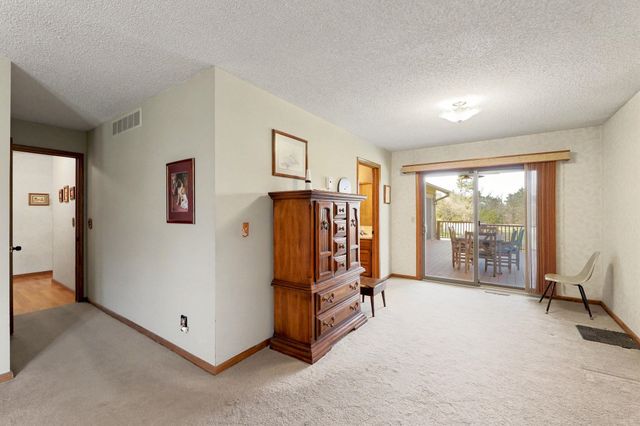 10318 W Alamo, Wichita, KS 67212