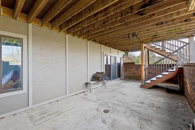 10318 W Alamo, Wichita, KS 67212