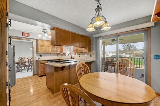 10318 W Alamo, Wichita, KS 67212