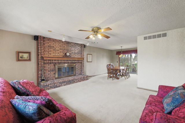 10318 W Alamo, Wichita, KS 67212