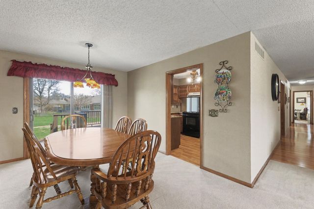 10318 W Alamo, Wichita, KS 67212