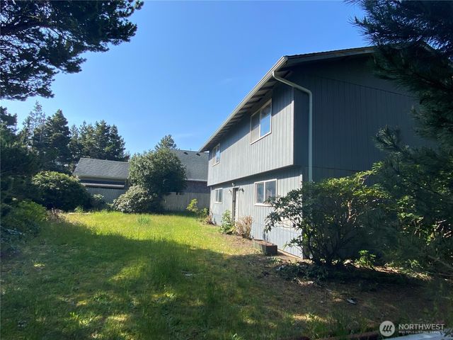 29008 K Lane, Ocean Park, WA 98640