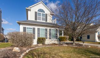 1004 Island Lake Drive, Oxford, MI 48371