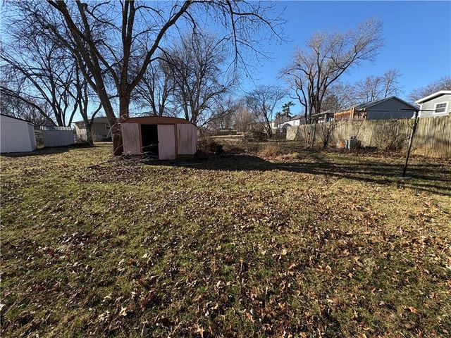 1104 E Halsey Street, Maryville, MO 64468