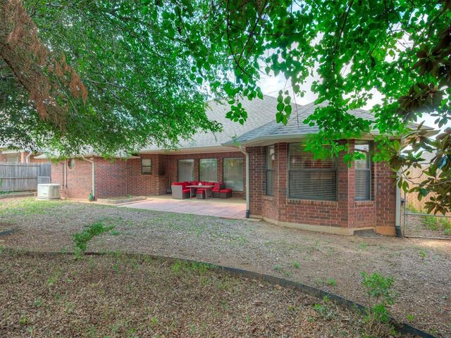 1312 NW 183rd Terrace, Edmond, OK 73012