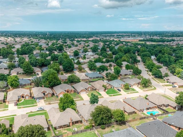 1312 NW 183rd Terrace, Edmond, OK 73012