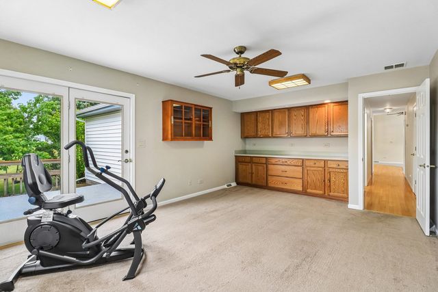 335 Belmont Court, Grayslake, IL 60030