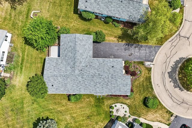 335 Belmont Court, Grayslake, IL 60030