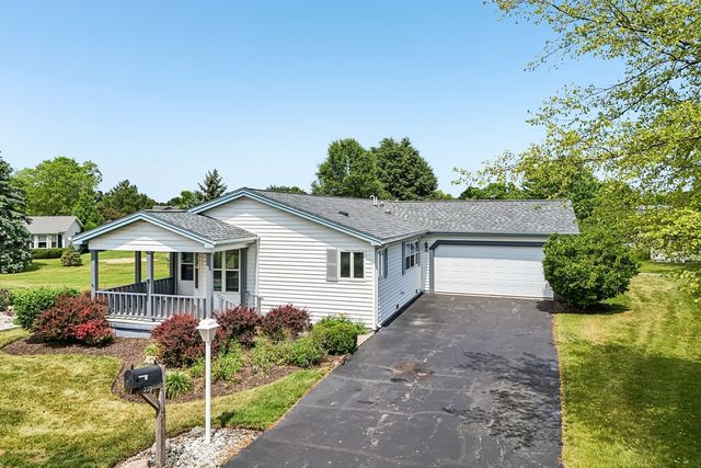 335 Belmont Court, Grayslake, IL 60030