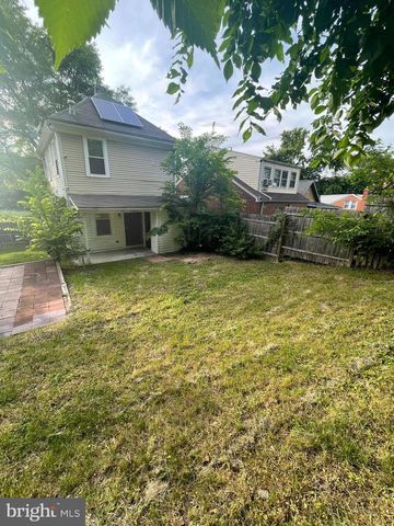 641 49TH ST NE, Washington, DC 20019