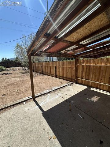 2717 King Street, Colorado Springs, CO 80904