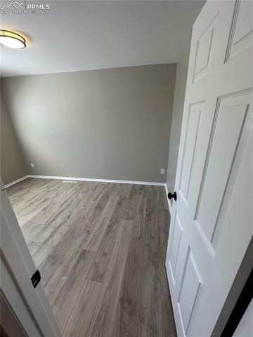 2717 King Street, Colorado Springs, CO 80904