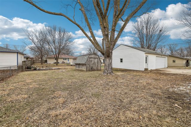 175 Waukee Avenue, Waukee, IA 50263