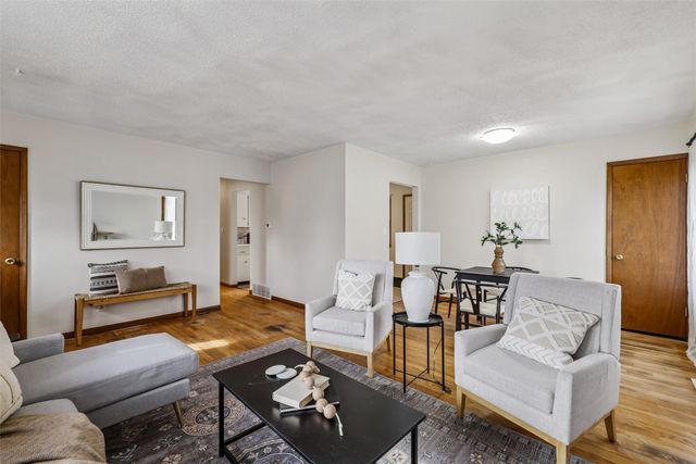 175 Waukee Avenue, Waukee, IA 50263