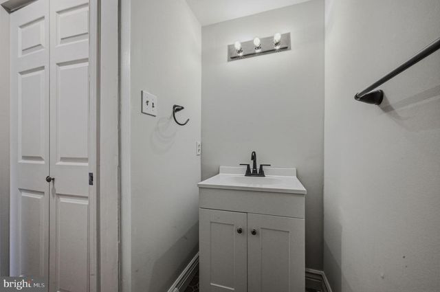 27 SERVAN CT, Wilmington, DE 19805