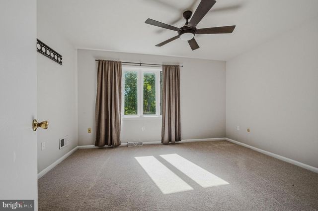 27 SERVAN CT, Wilmington, DE 19805
