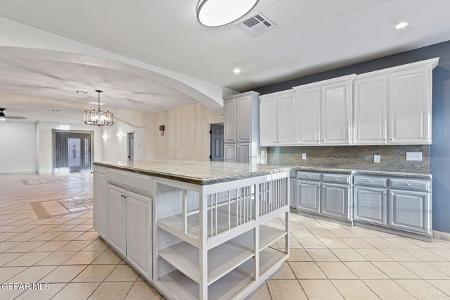 1121 Spartan Drive, Canutillo, TX 79835