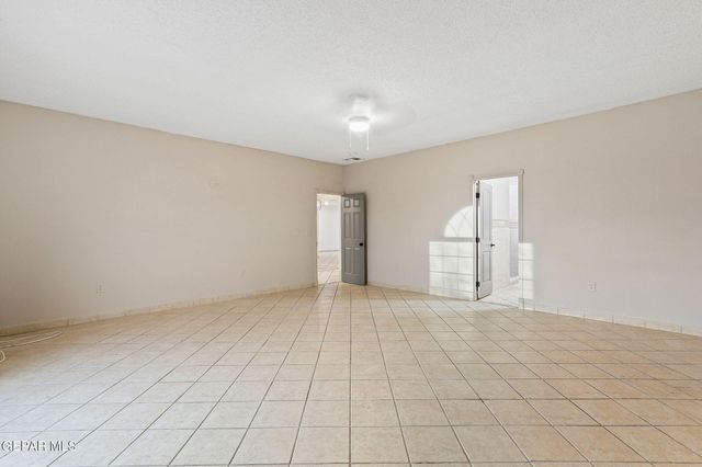 1121 Spartan Drive, Canutillo, TX 79835